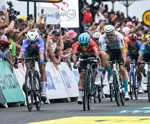 LOL台服安装教程-尤文图斯迎战斯图加特