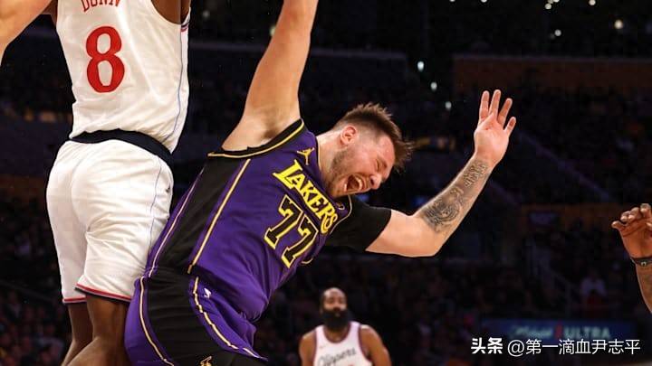 英雄联盟台服官网-包含蒂姆回归赛场国际比赛日洛杉矶湖人单刀错失,东契奇在快船比赛中伤愈复出看傻球迷的词条